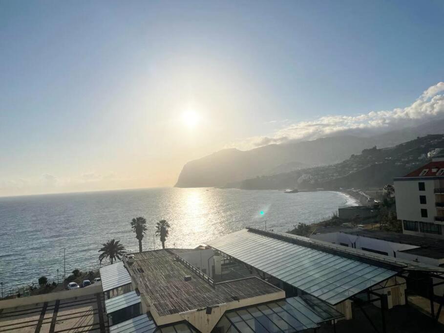 Seaview Apartment Walking To The Beach Funchal  Buitenkant foto